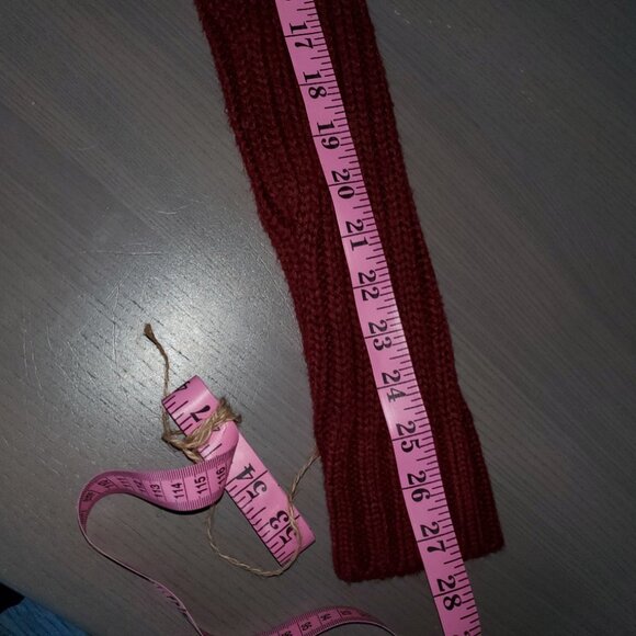 Faux Fur Trimmed Cropped Knit Zip Cardigan - Picture 11 of 12